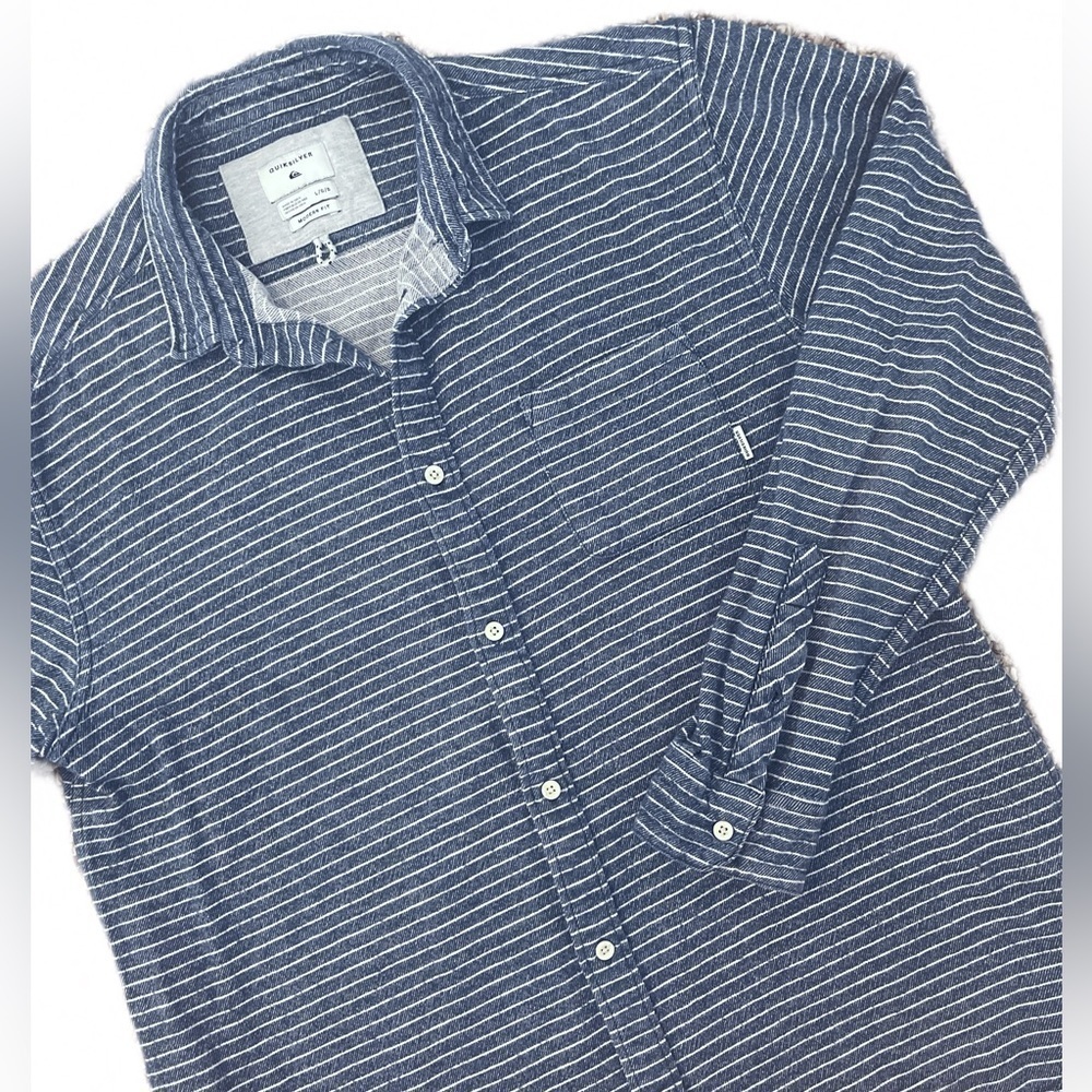 Quiksilver Men’s Button Down Cotton Shirt Size L